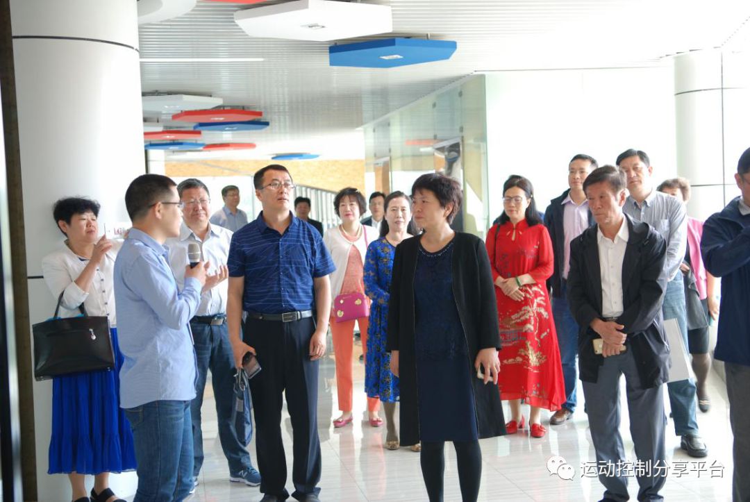 唐山市政協(xié)副主席、民進(jìn)唐山市委主委王福燕一行蒞臨常州固高智能裝備協(xié)同創(chuàng)新中心參觀指導(dǎo)